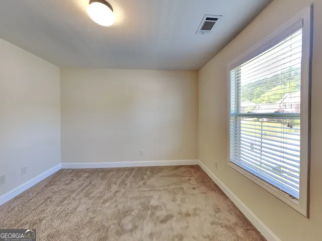 a view of empty room with window