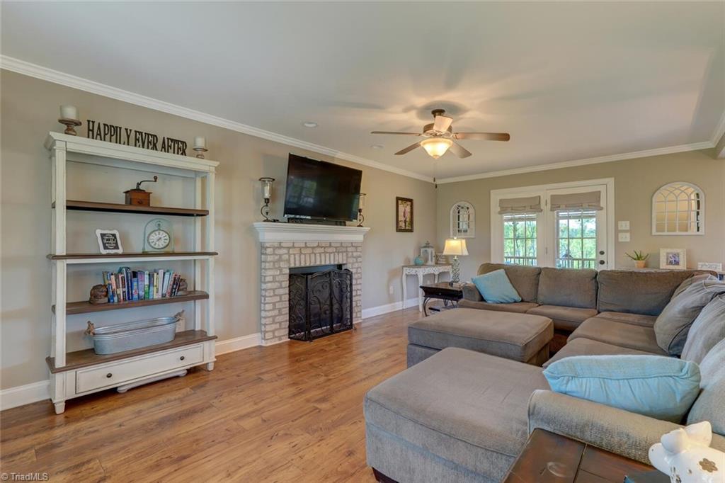 251 Sunset View Road Reidsville, NC 27320 - Photo 2 of 32