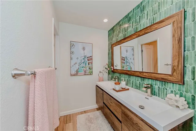 $799,888 | 1940 North Highland Avenue, Unit 66, Los Angeles, CA 90068