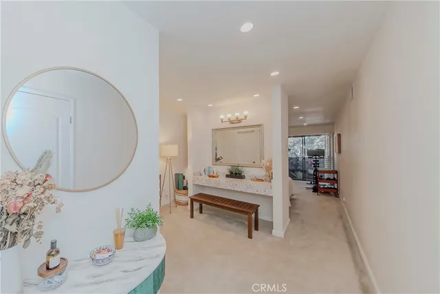 $799,888 | 1940 North Highland Avenue, Unit 66, Los Angeles, CA 90068
