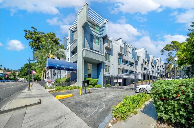 $799,888 | 1940 North Highland Avenue, Unit 66, Los Angeles, CA 90068