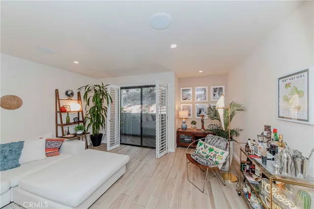 $799,888 | 1940 North Highland Avenue, Unit 66, Los Angeles, CA 90068