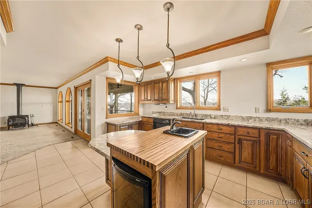 $600,000 | 1823 Wilson Bend Road, Gravois Mills, MO 65037