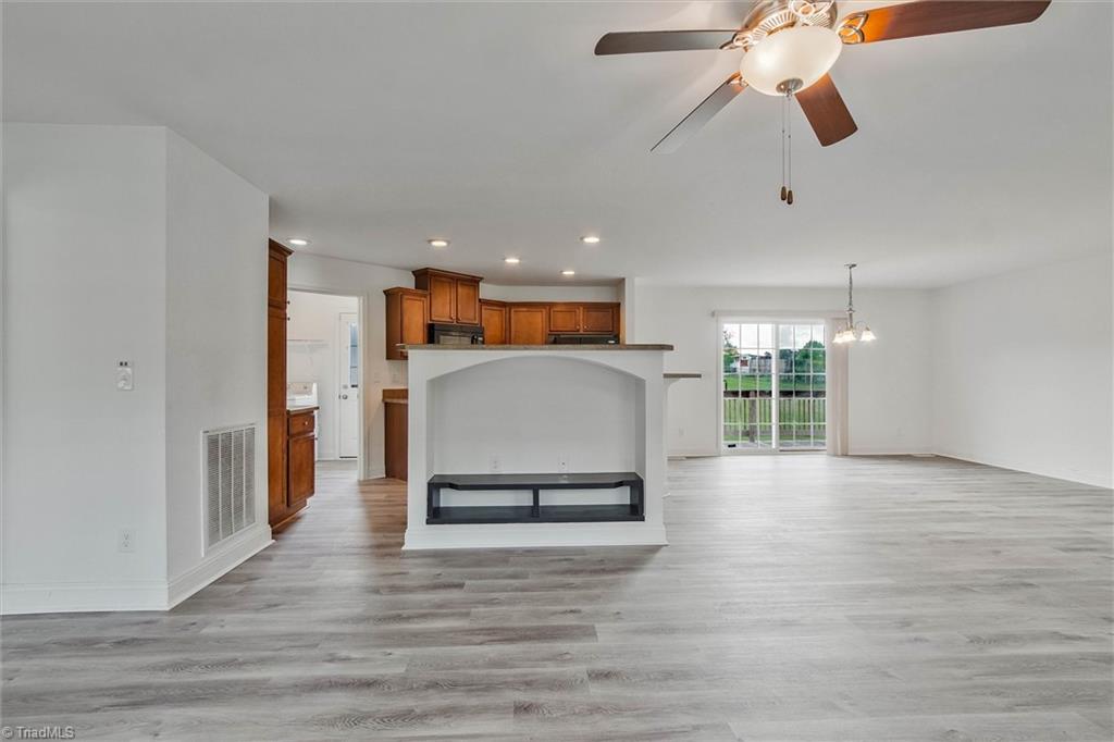 2814 Mebane Rogers Road Burlington, NC 27217 - Photo 9 of 35 Gallery Image 9