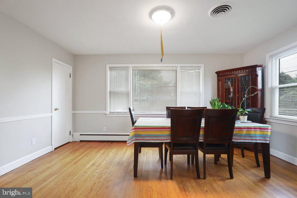 3727 Gull Road Temple Hills, MD 20748 - Photo 4 of 54 Gallery Image 4