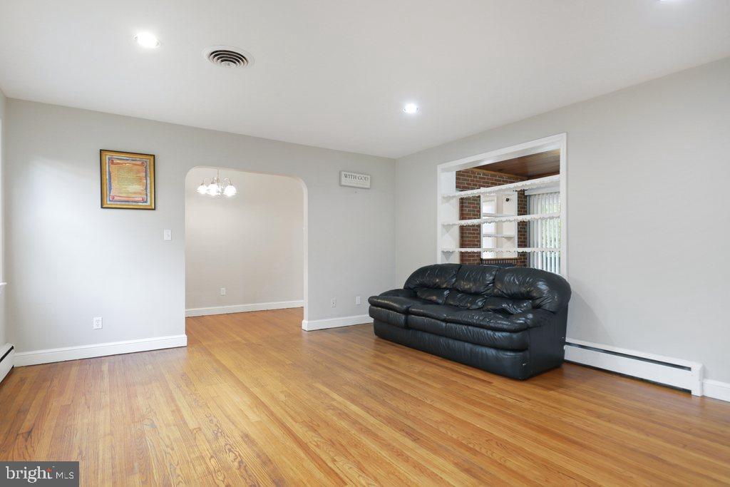 3727 Gull Road Temple Hills, MD 20748 - Photo 5 of 54 Gallery Image 5