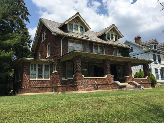 1776 Bryden Road Columbus, OH 43205 - Photo 8 of 41
