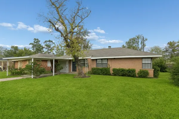 $1,275 | 9029 Homewood Lane, Houston, TX 77078