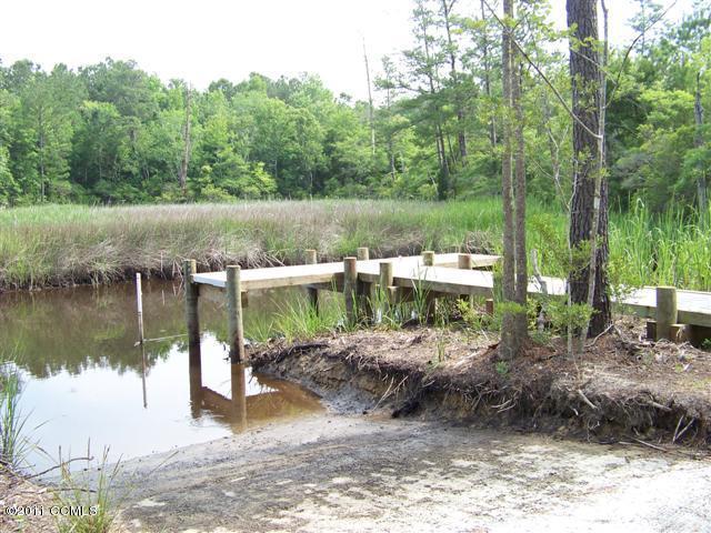 305 Joan's Ridge Stella, NC 28582 - Photo 5 of 7 Community Boat Ramp and Community Pier