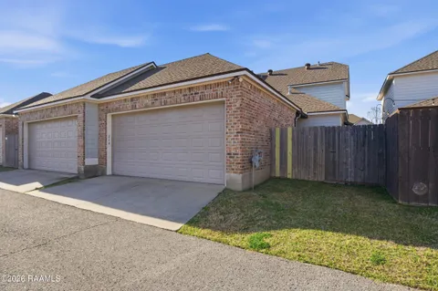 $275,000 | 216 Harbor Bend Boulevard, Lafayette, LA 70508
