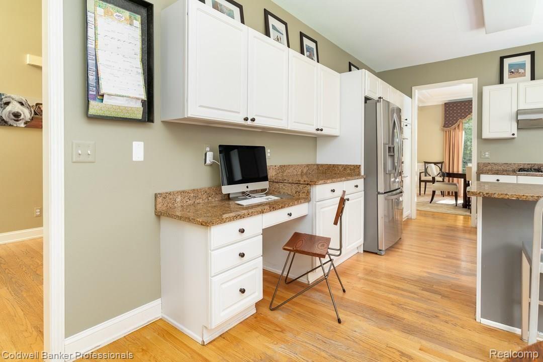 4147 Calumet Drive Rochester, MI 48306 - Photo 10 of 35 4147-Calumet-Dr-11.jpg
