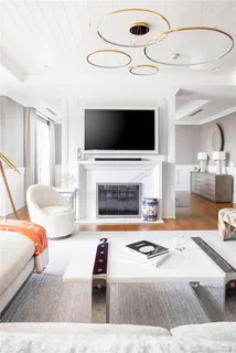 $4,585,000 | 2000 Royal Court, Unit 2103/2105, North Hills, NY 11040