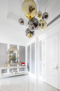 $4,585,000 | 2000 Royal Court, Unit 2103/2105, North Hills, NY 11040