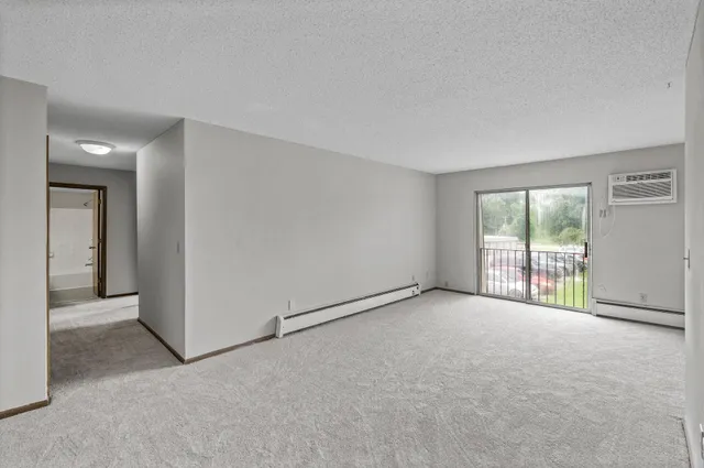 $119,000 | 814 9th Avenue South, Unit 5, Hopkins, MN 55343