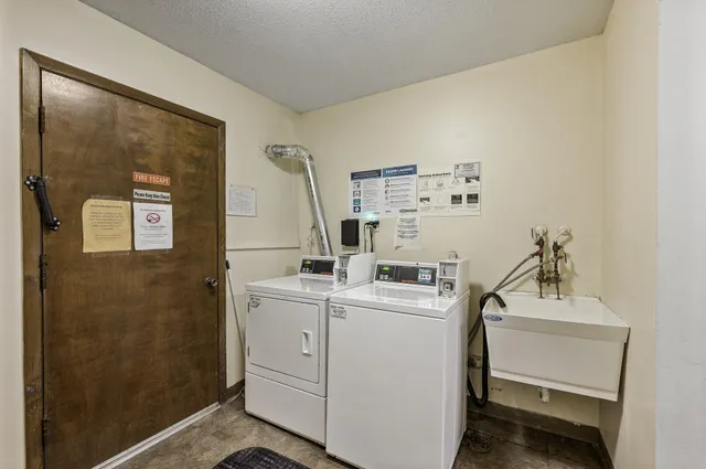 $119,000 | 814 9th Avenue South, Unit 5, Hopkins, MN 55343