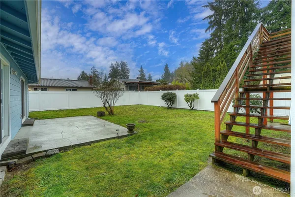 $695,999 | 2412 Lexington Street, Steilacoom, WA 98388