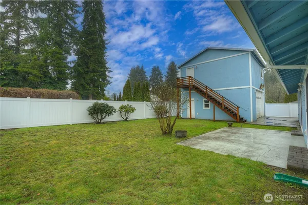 $695,999 | 2412 Lexington Street, Steilacoom, WA 98388