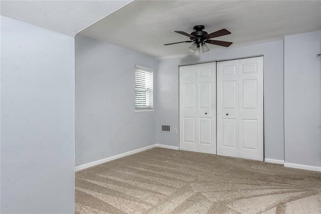 940 Lessing Street Pittsburgh, PA 15220 - Photo 12 of 25 Gallery Image 12