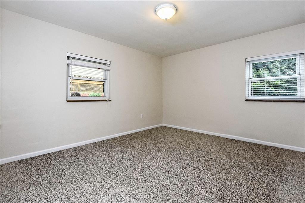 940 Lessing Street Pittsburgh, PA 15220 - Photo 14 of 25 Gallery Image 14