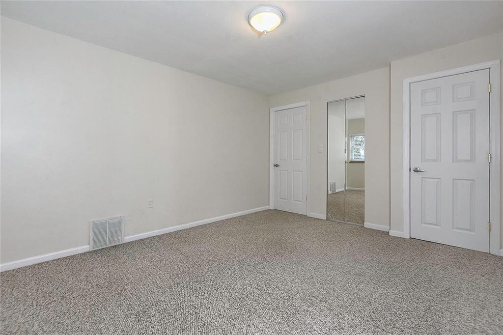 940 Lessing Street Pittsburgh, PA 15220 - Photo 15 of 25 Gallery Image 15
