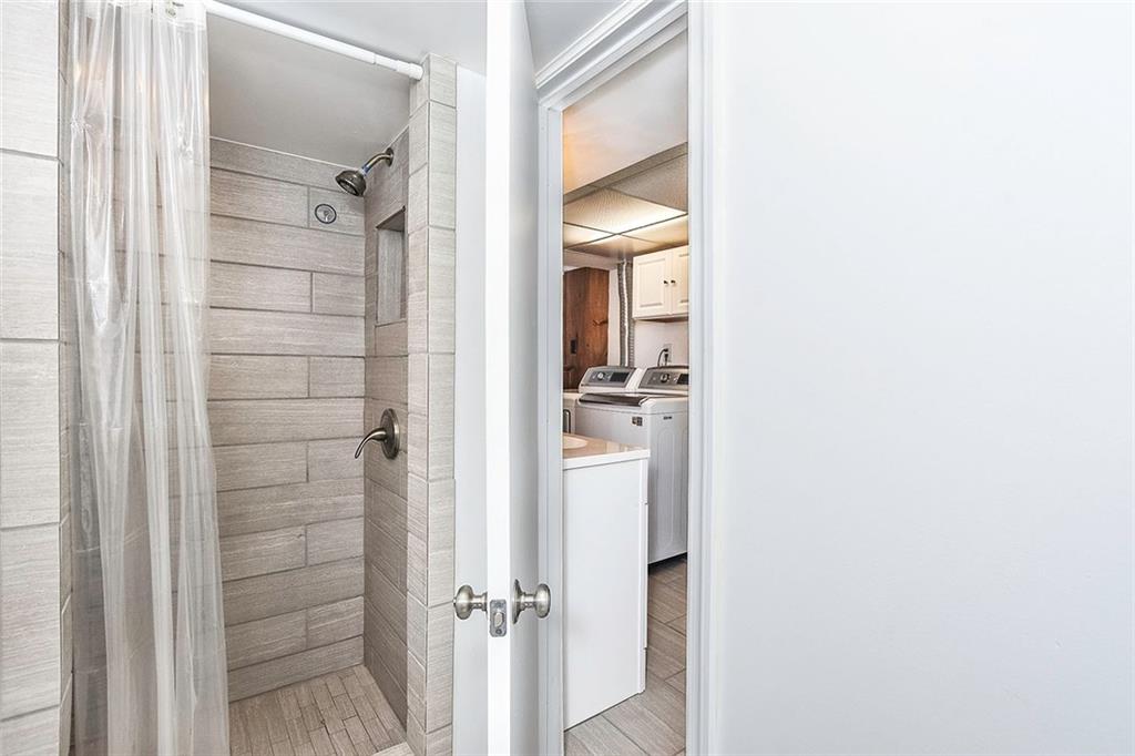 940 Lessing Street Pittsburgh, PA 15220 - Photo 22 of 25 Gallery Image 22