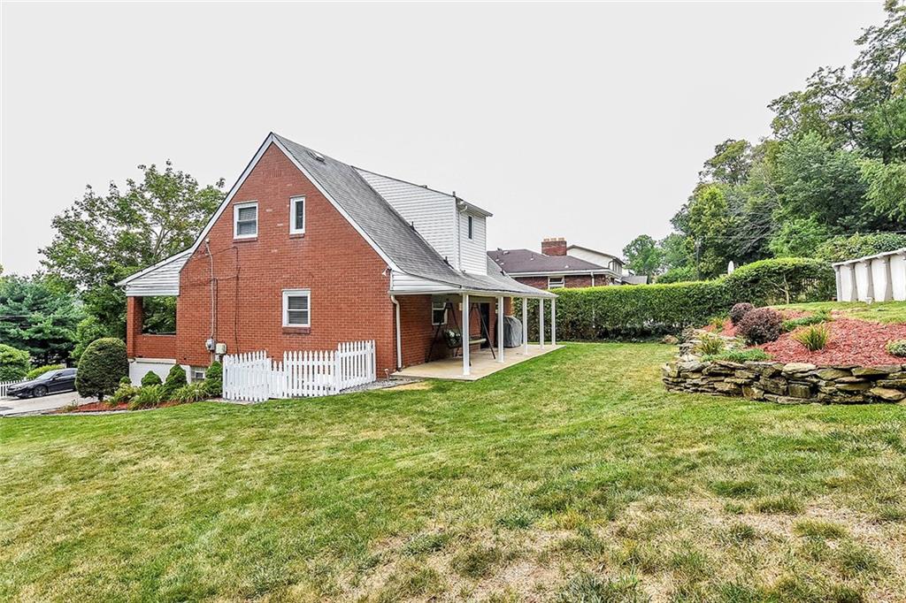 940 Lessing Street Pittsburgh, PA 15220 - Photo 23 of 25 Gallery Image 23