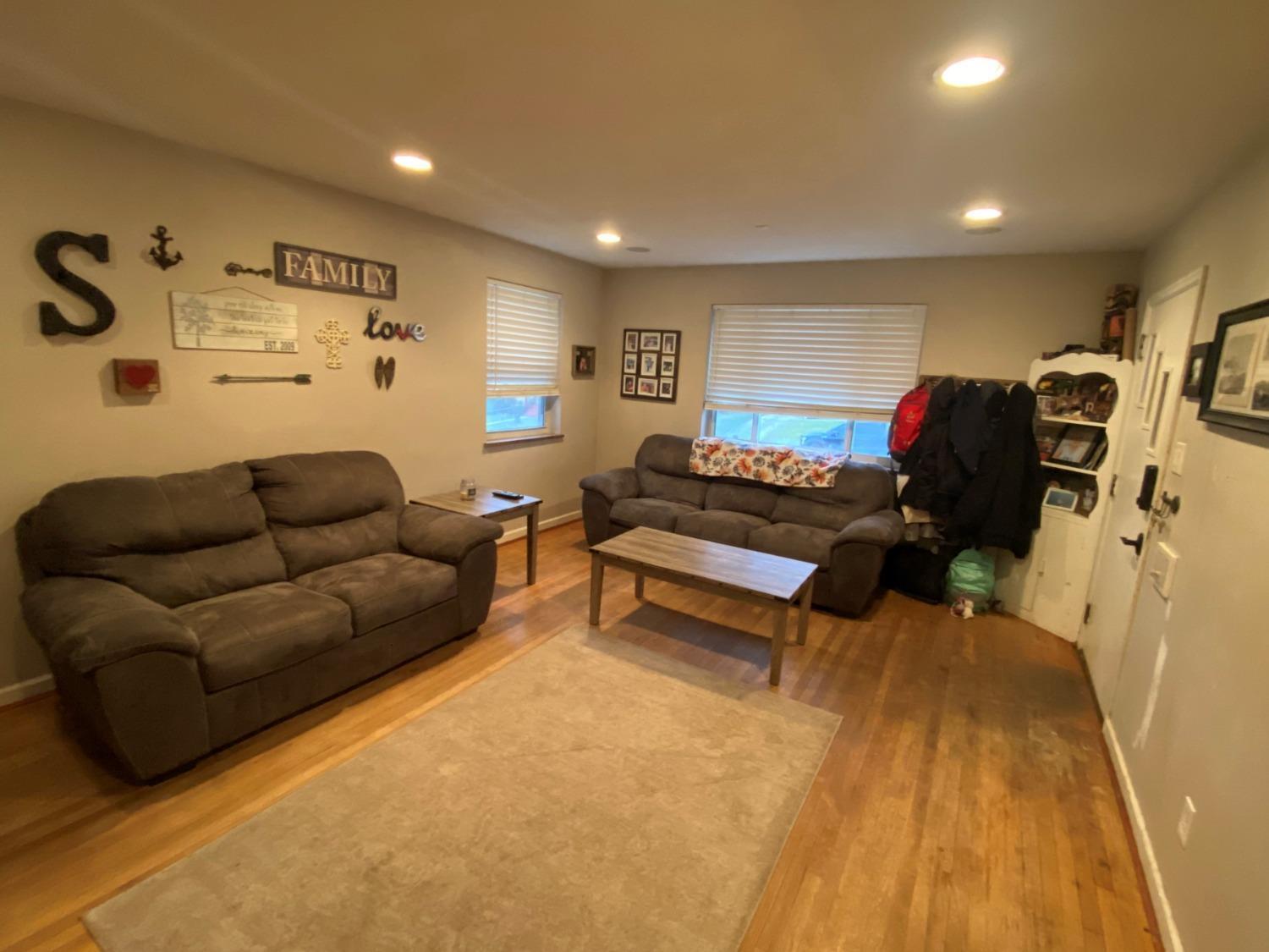 2719 Anderson Ferry Road Cincinnati, OH 45238 - Photo 5 of 25 Gallery Image 5