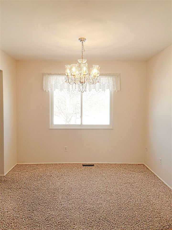 13319 Tuscola Road Clio, MI 48420 - Photo 7 of 34 31371885-6.JPG