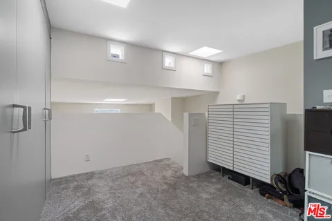 $2,100,000 | 563 Westminster Avenue, Venice, CA 90291