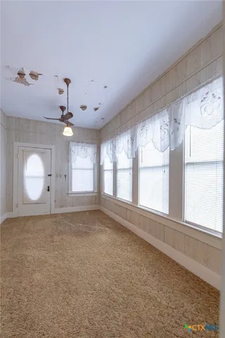 a view of a house with street