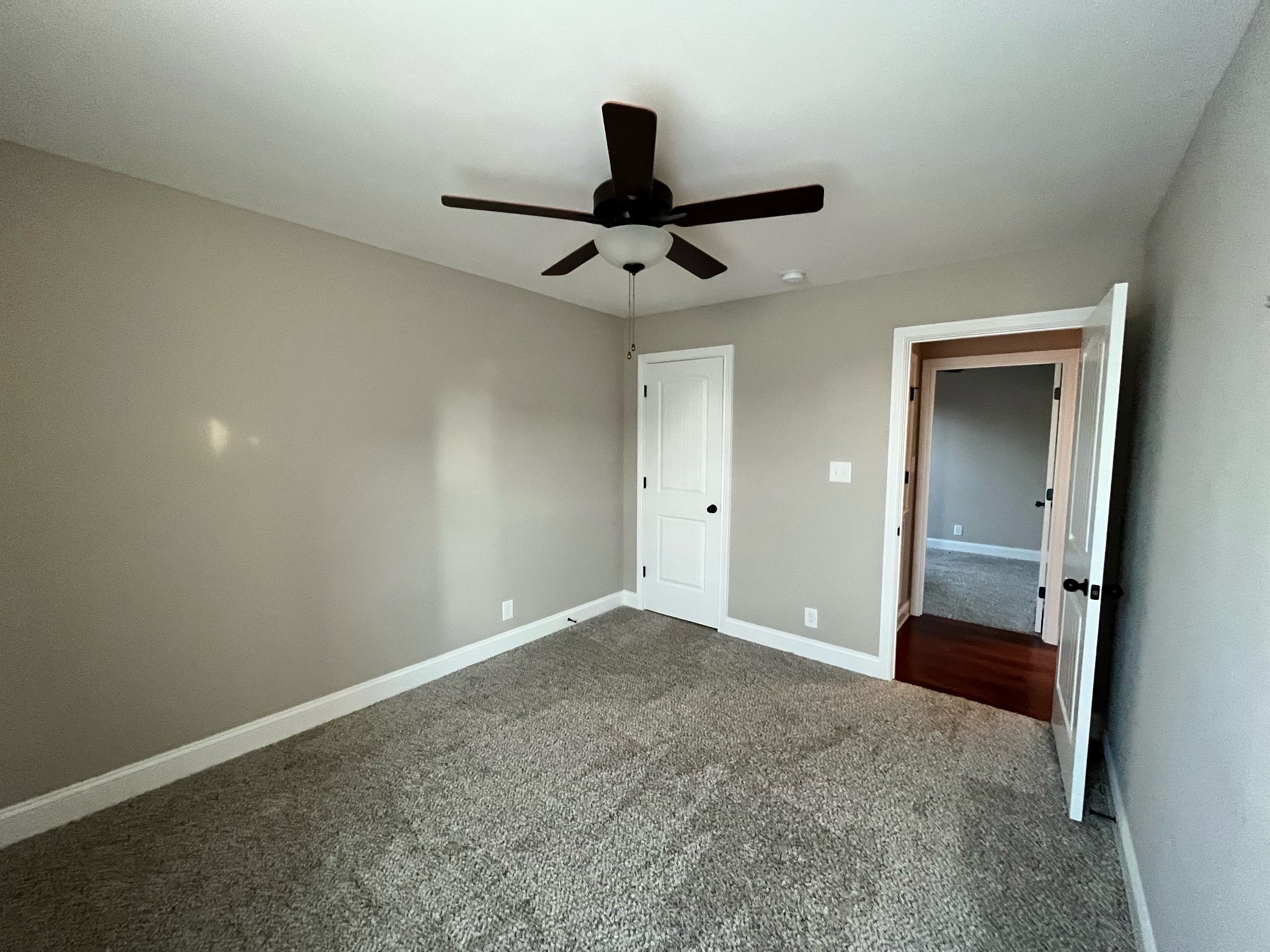 1153 Racker Drive Clarksville, TN 37043 - Photo 4 of 17 Gallery Image 4