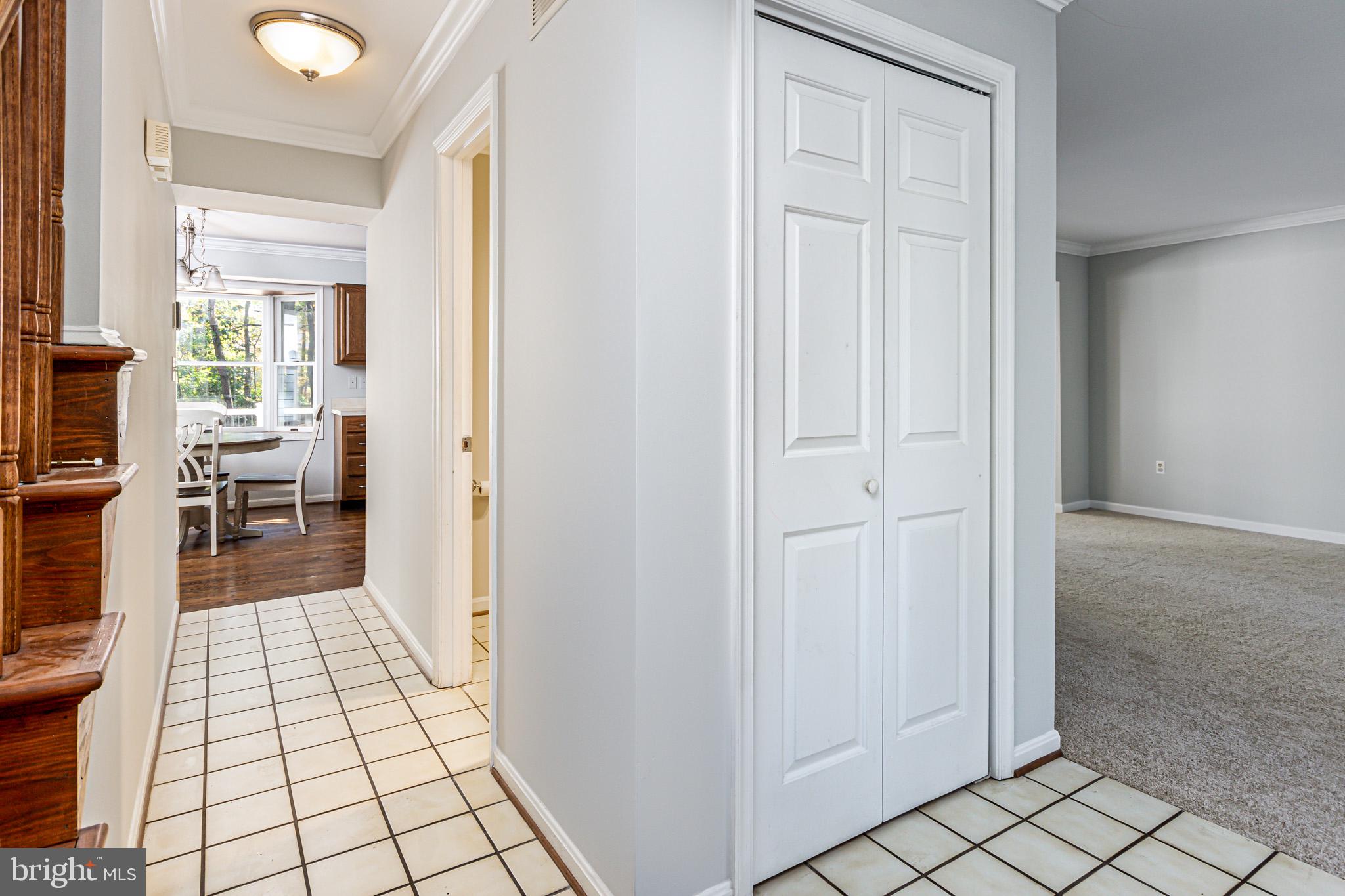 1346 Old Water Oak Point Road Pasadena, MD 21122 - Photo 3 of 33 Gallery Image 3