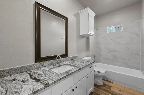 $1,525 | 3110 St John Street, Unit A, Greenville, TX 75401