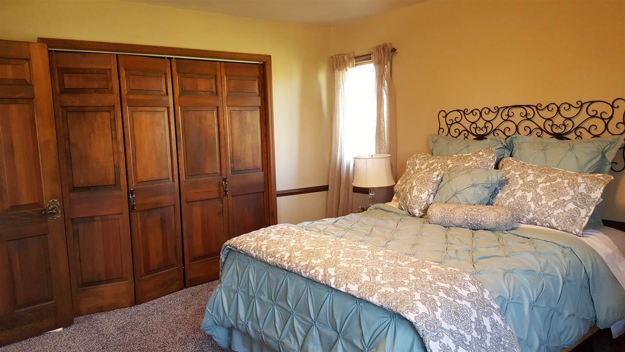 695 Hayes Road Bedford, IN 47421 - Photo 11 of 23