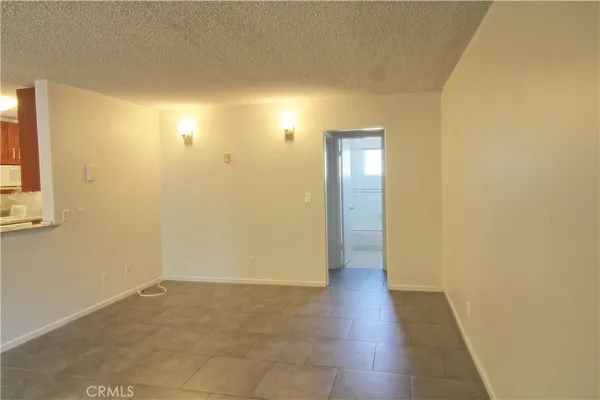 $1,550 | 807 East Cottonwood Road, Unit 11, Palm Springs, CA 92262