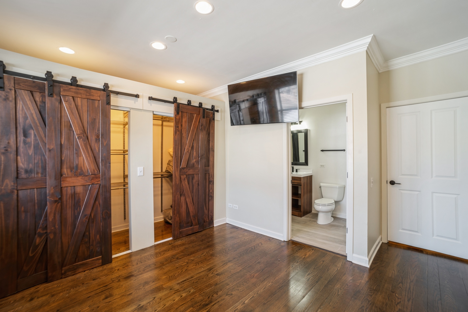 1038 South Racine Avenue, Unit 202 Chicago, IL 60607 - Photo 14 of 16