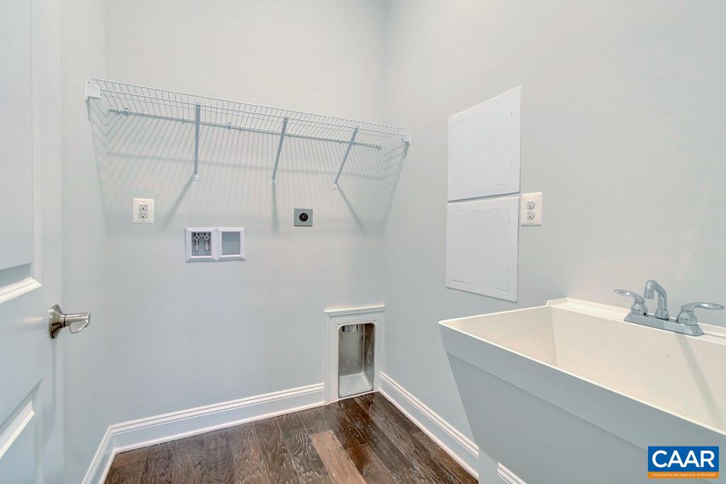 352 Claibourne Road Crozet, VA 22932 - Photo 16 of 28 a bathroom with a sink and a mirror
