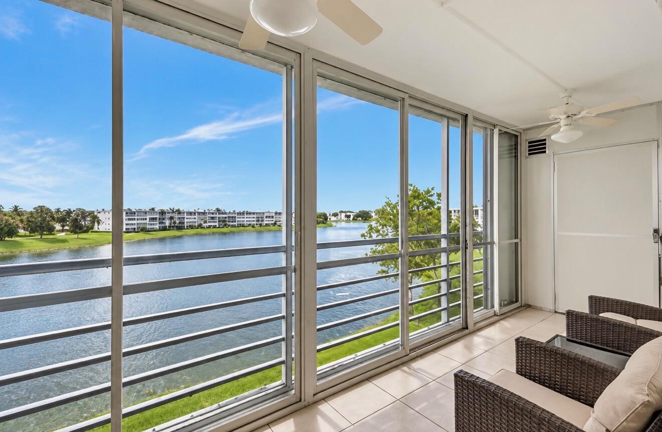 4089 Guildford East, Unit E Boca Raton, FL 33434 - Photo 2 of 24 IMG_9952