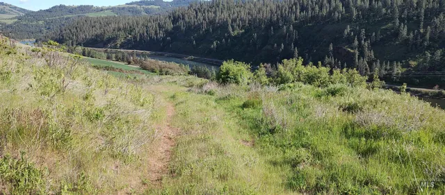 $249,700 | 31803 Cherry Ranch Lane, Lenore, ID 83541