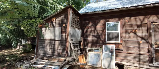 $249,700 | 31803 Cherry Ranch Lane, Lenore, ID 83541