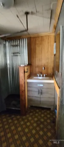 $249,700 | 31803 Cherry Ranch Lane, Lenore, ID 83541