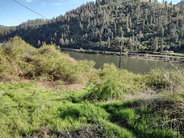 $249,700 | 31803 Cherry Ranch Lane, Lenore, ID 83541