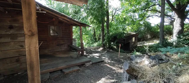 $249,700 | 31803 Cherry Ranch Lane, Lenore, ID 83541