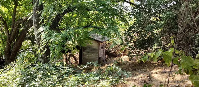 $249,700 | 31803 Cherry Ranch Lane, Lenore, ID 83541