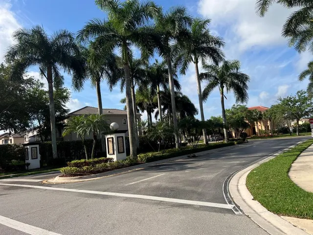 $4,750 | 4926 Southwest 163rd Avenue, Miramar, FL 33027