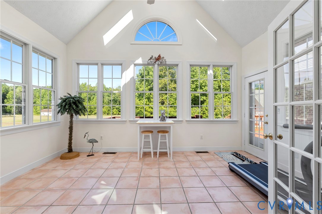 15441 Goshen Road Montpelier, VA 23192 - Photo 14 of 47 a living room with a large window