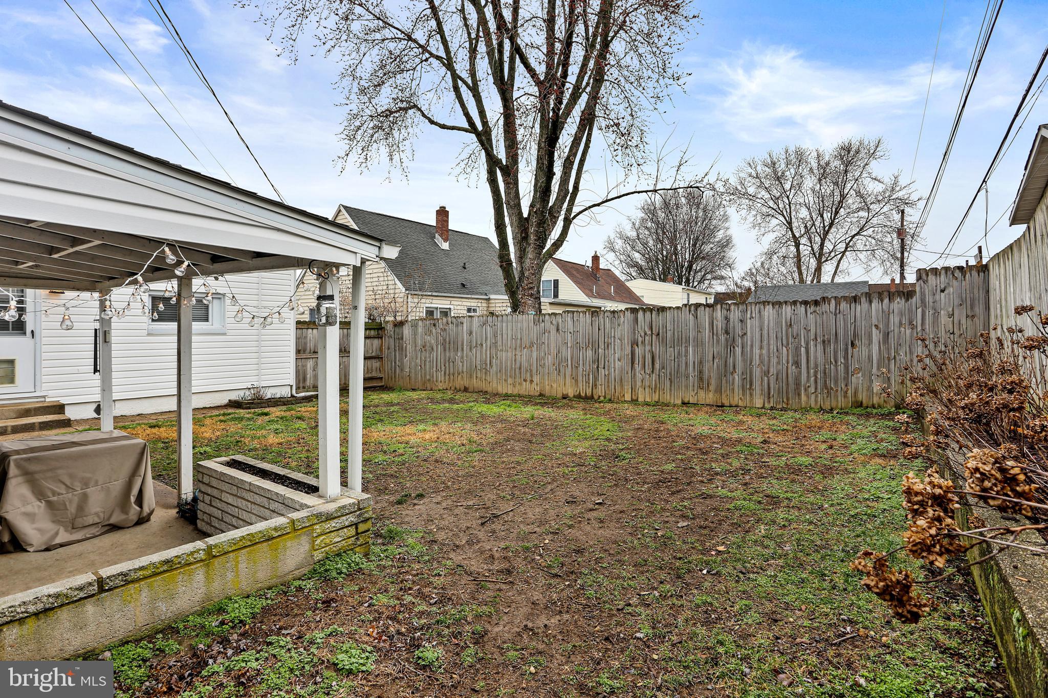 37 Ridgemoor Road Essex, MD 21221 - Photo 26 of 29 Nice open yard area