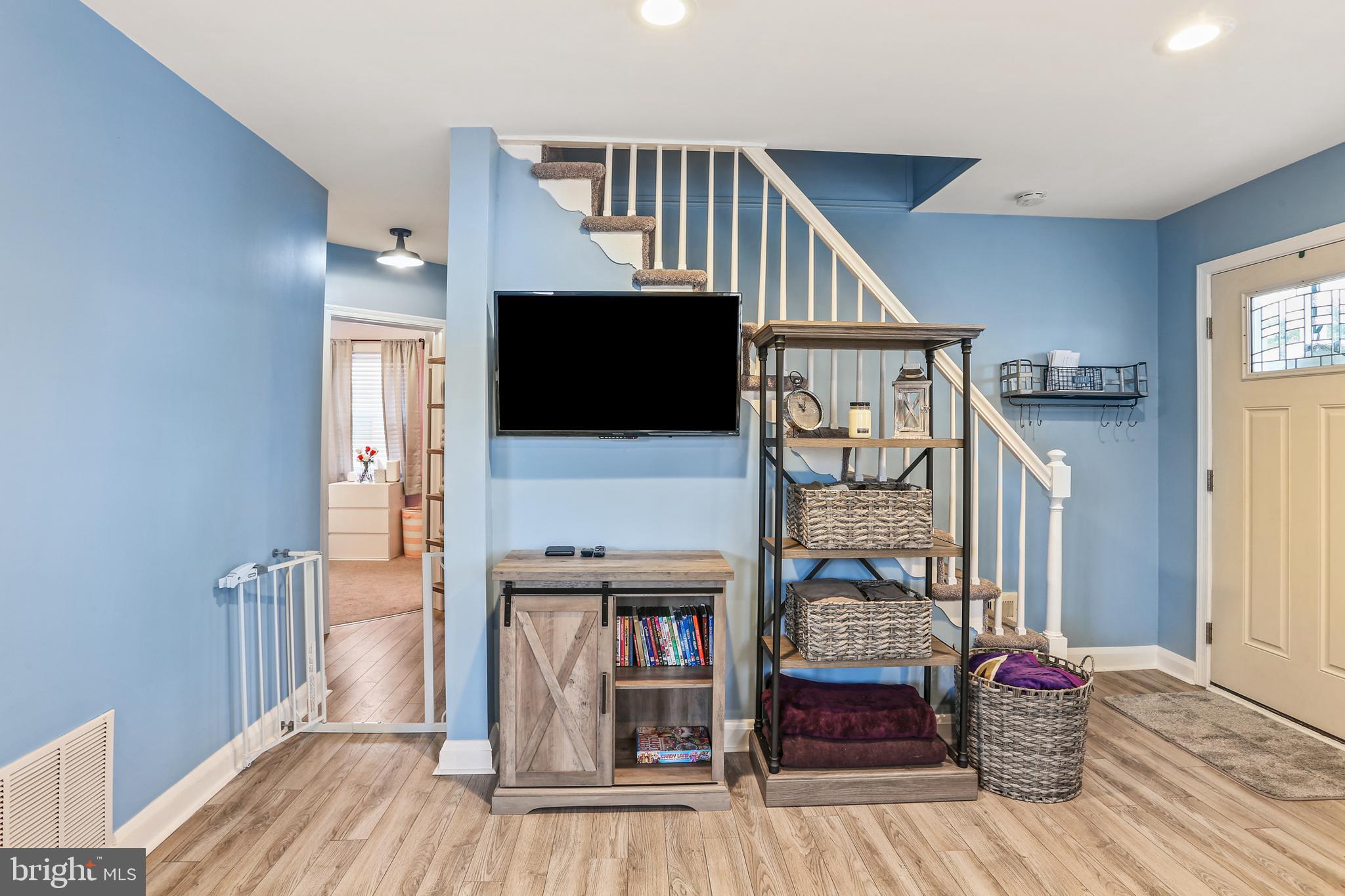 37 Ridgemoor Road Essex, MD 21221 - Photo 6 of 29 LVP flooring accents LR DR ,kitchen & bonus area