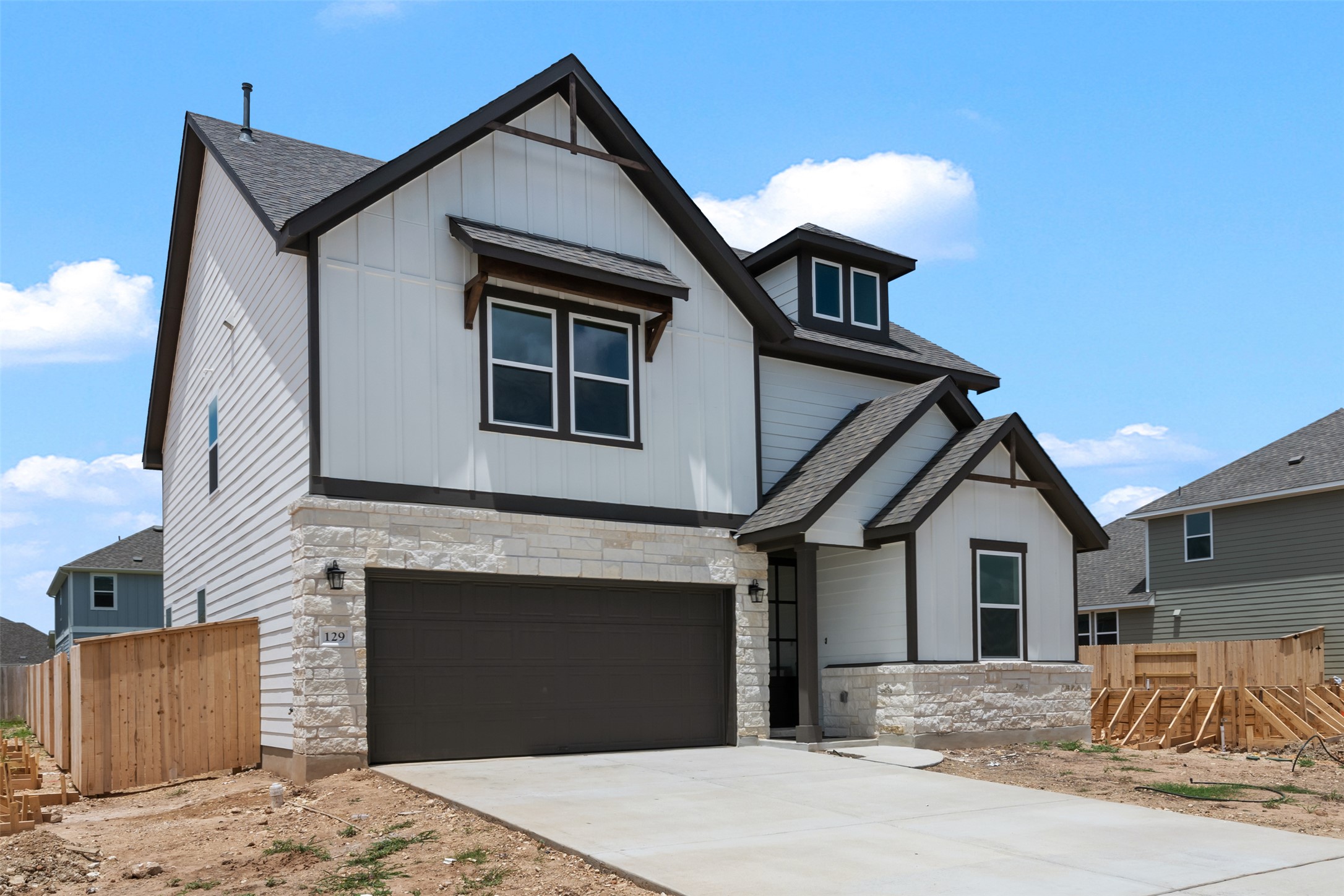 129 Jans Way Georgetown, TX 78626 - Photo 2 of 39