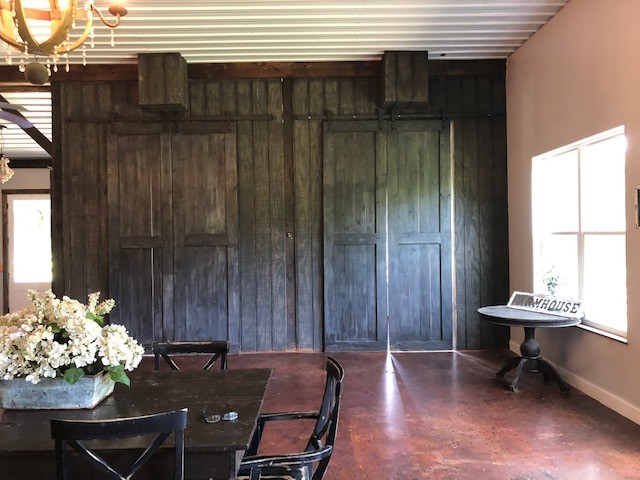248 Access Road Pulaski, TN 38478 - Photo 16 of 19 a view of a room with a table and chairs